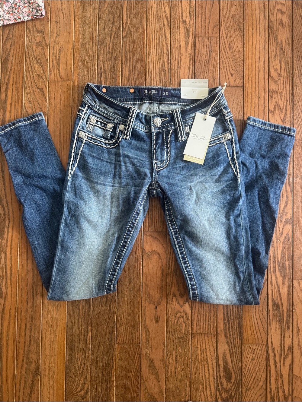 Miss Me Women's Faded Blue Skinny Jeans with Contrast Stitching
